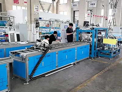Máquina Automática de Encintado de Aislamiento para Barras Colectoras