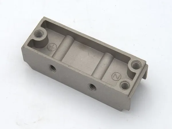Tapa Terminal de Aluminio Fundido