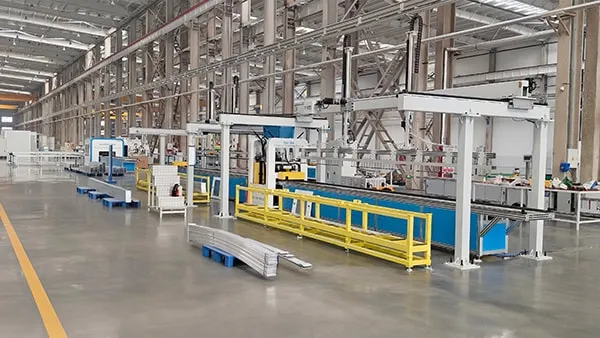 Sitio de Instalación de Máquina para Procesamiento de Barras Colectoras