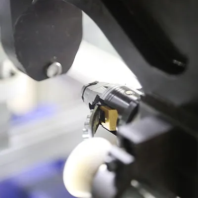 Línea Semiautomática de Ensamblaje de Ductos de Barras